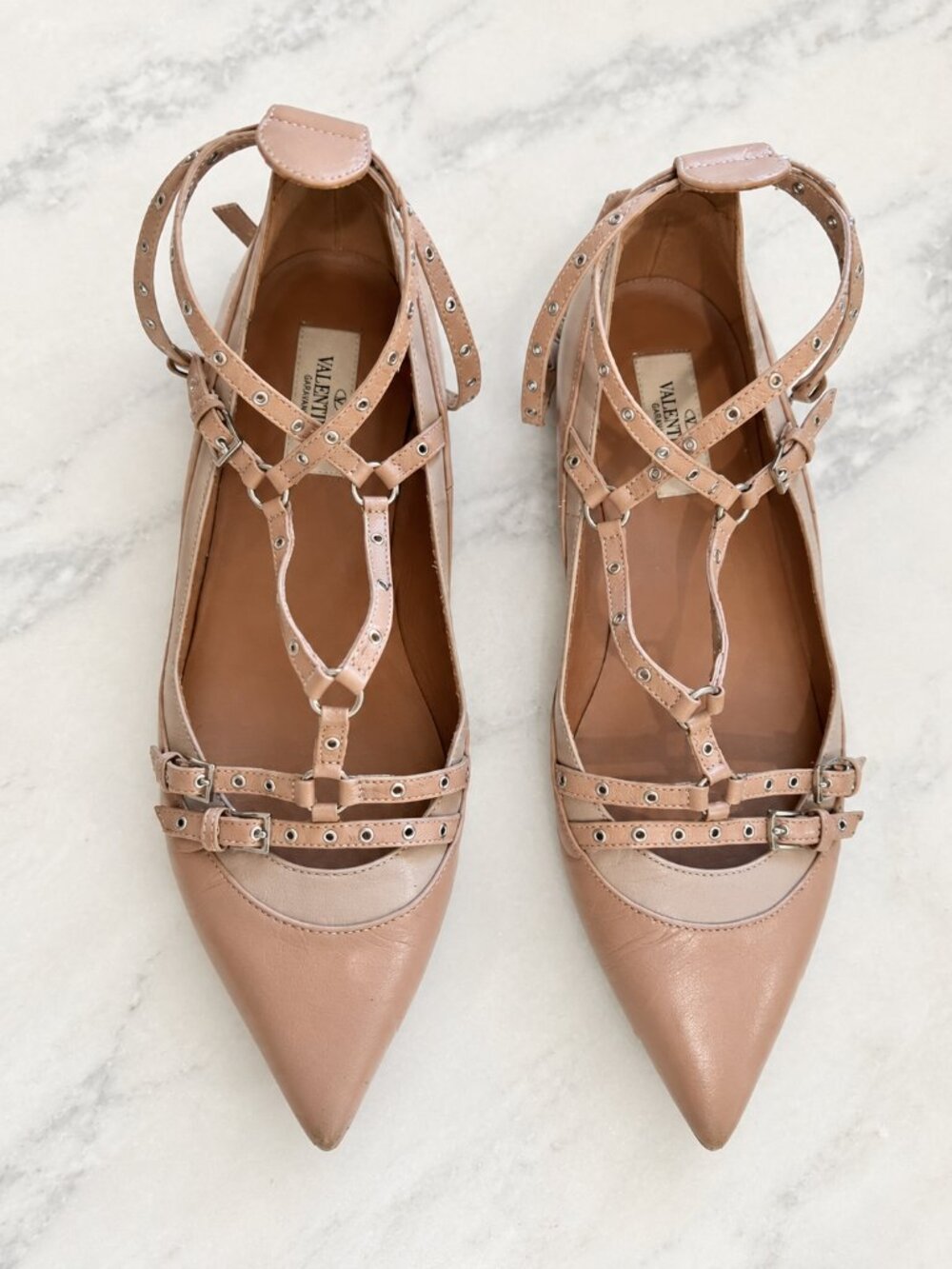 Valentino Two-Tone Leather Pointed-Toe Flats – US 7½ / 8